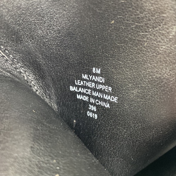 Marc Fisher Booties Size 8 - Picture 12 of 12